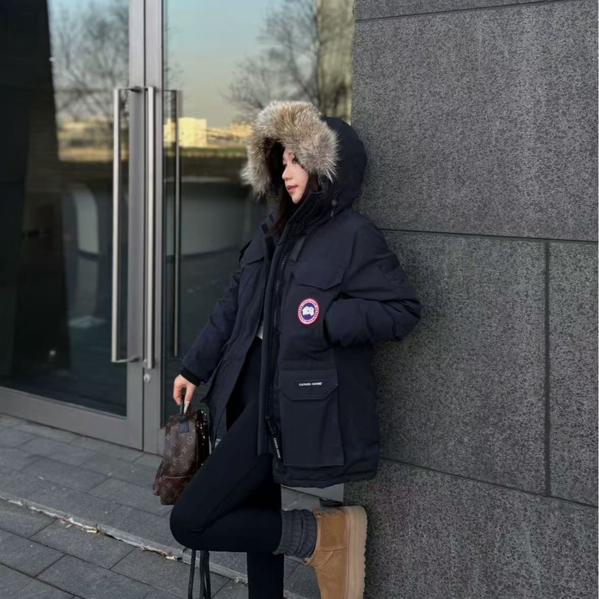 08 远征男女冬季羽绒服保暖外套