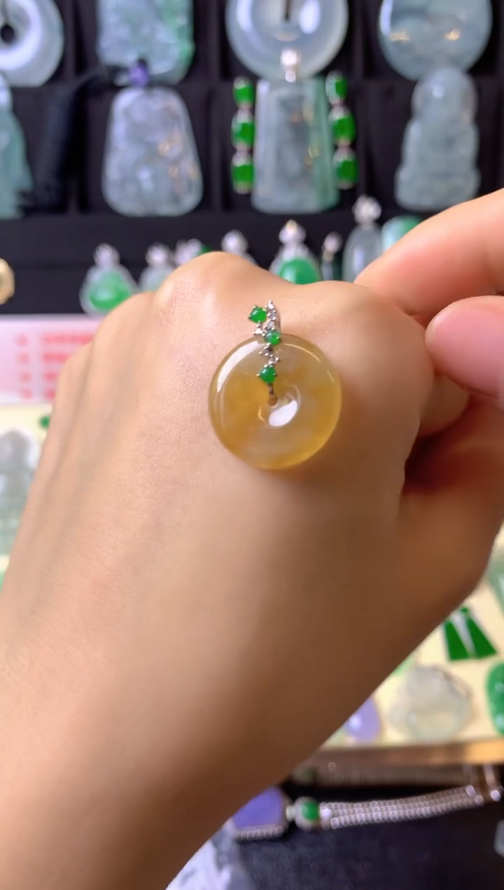 【闪购商品】翡翠颈饰18K金镶嵌成品吊坠