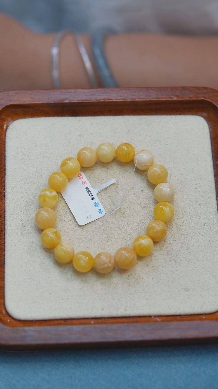 未镶嵌琥珀手链w14