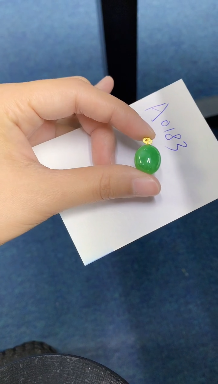 【闪购商品】翡翠颈饰18K金镶嵌000000000