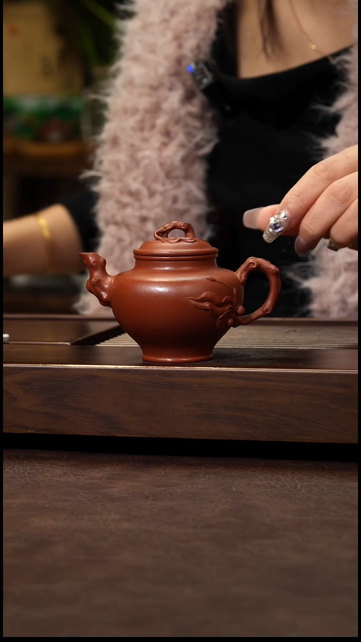 茶壶紫砂朱泥泥绘桃报春170cc左右