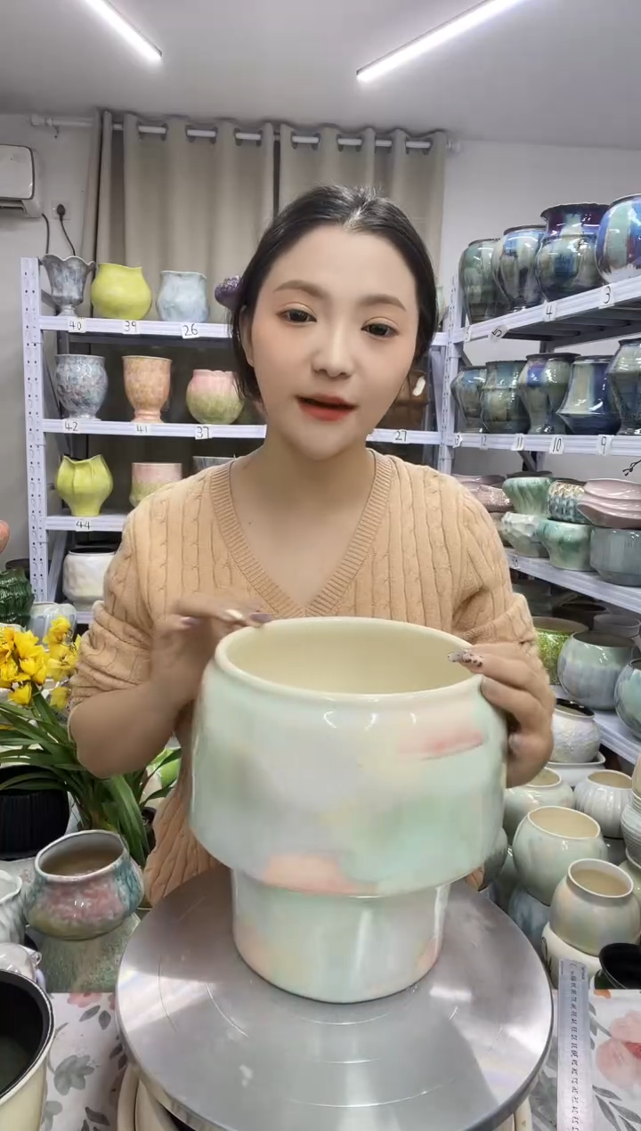 【12.7号】  花盆  高 ：21    口：18