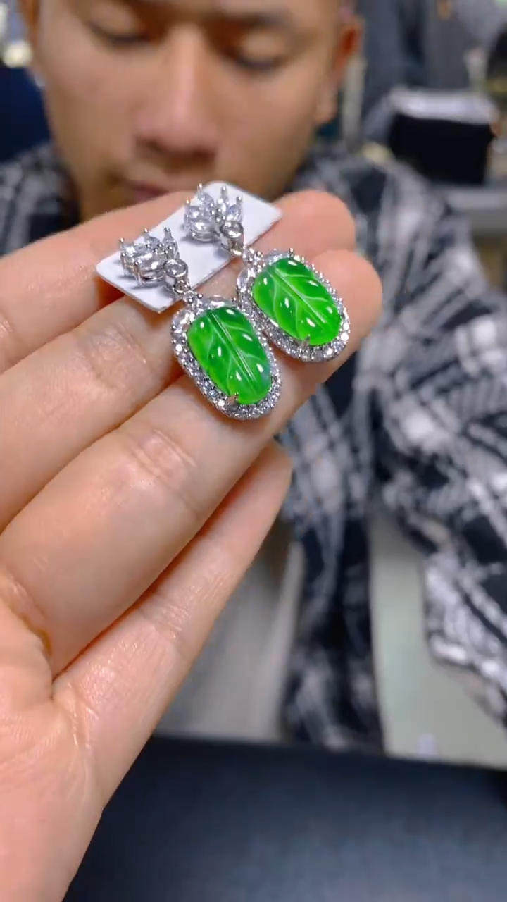 【闪购商品】翡翠耳饰未镶嵌1051920596多样性发一