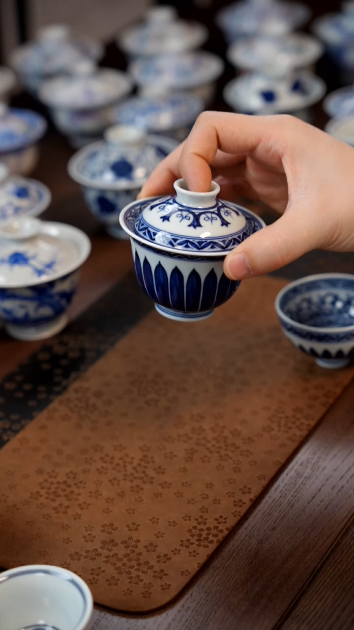 【闪购商品】菊瓣盖碗11111111111