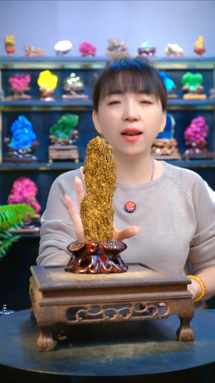 石材精品矿物晶体摆件