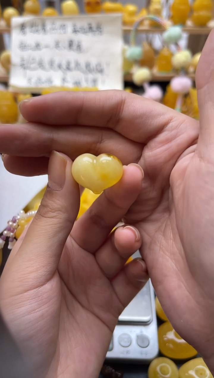 琥珀未镶嵌珠宝奇石039琥珀蜜蜡微瑕