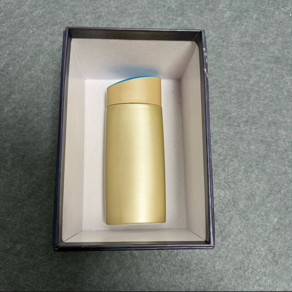 【AN】小金瓶清爽户外出游通勤霜收纳盒