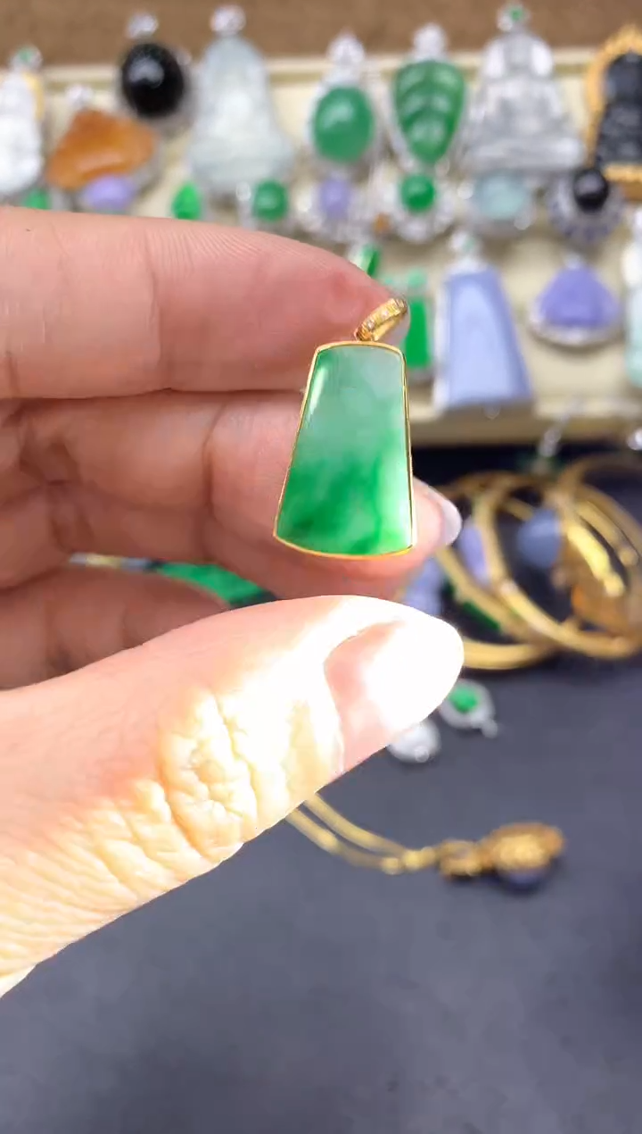 【闪购商品】翡翠颈饰18K金镶嵌108-中国好珍宝 