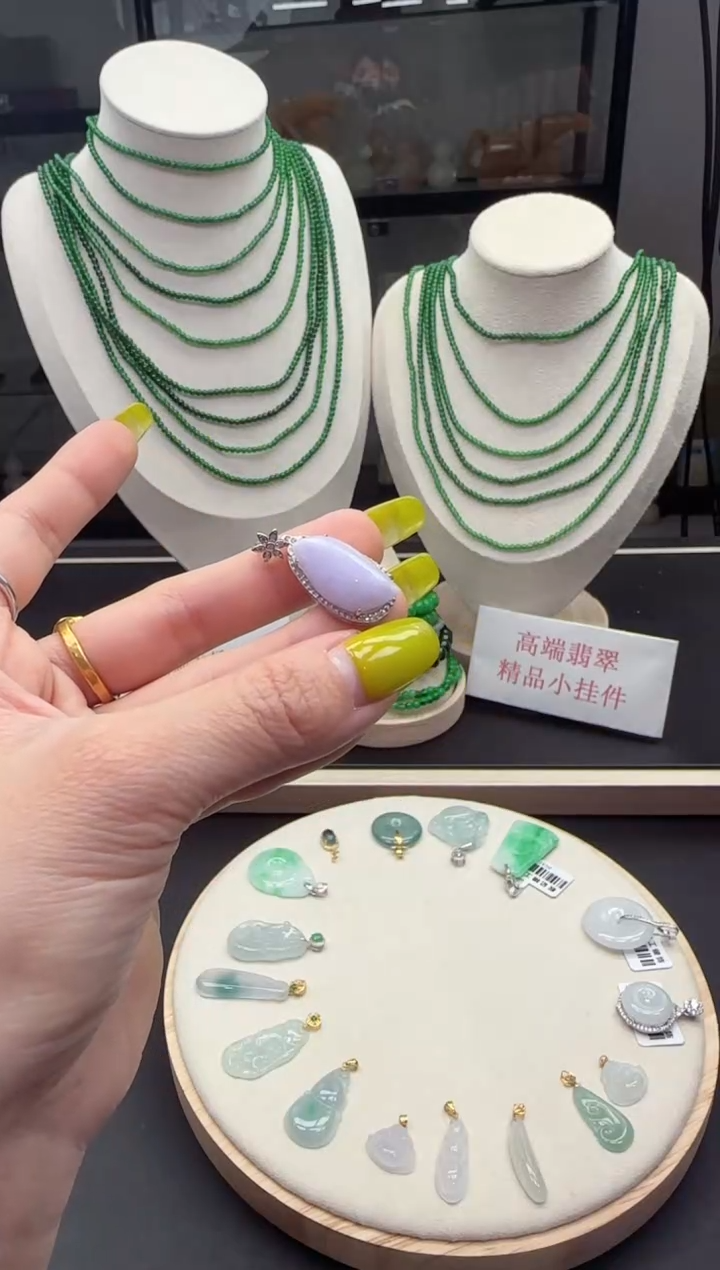 【闪购商品】翡翠吊坠(不含链)银S925镶嵌【海莎一口翠】翡翠挂件1