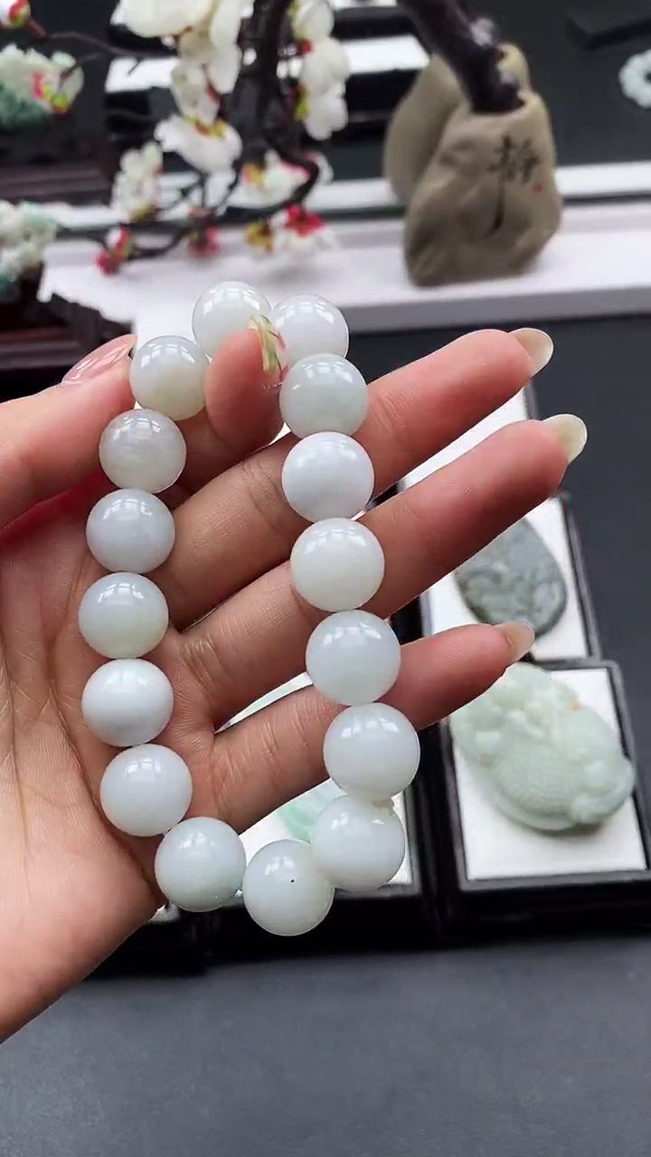 【闪购商品】翡翠颈饰未镶嵌天然缅甸A货翡翠