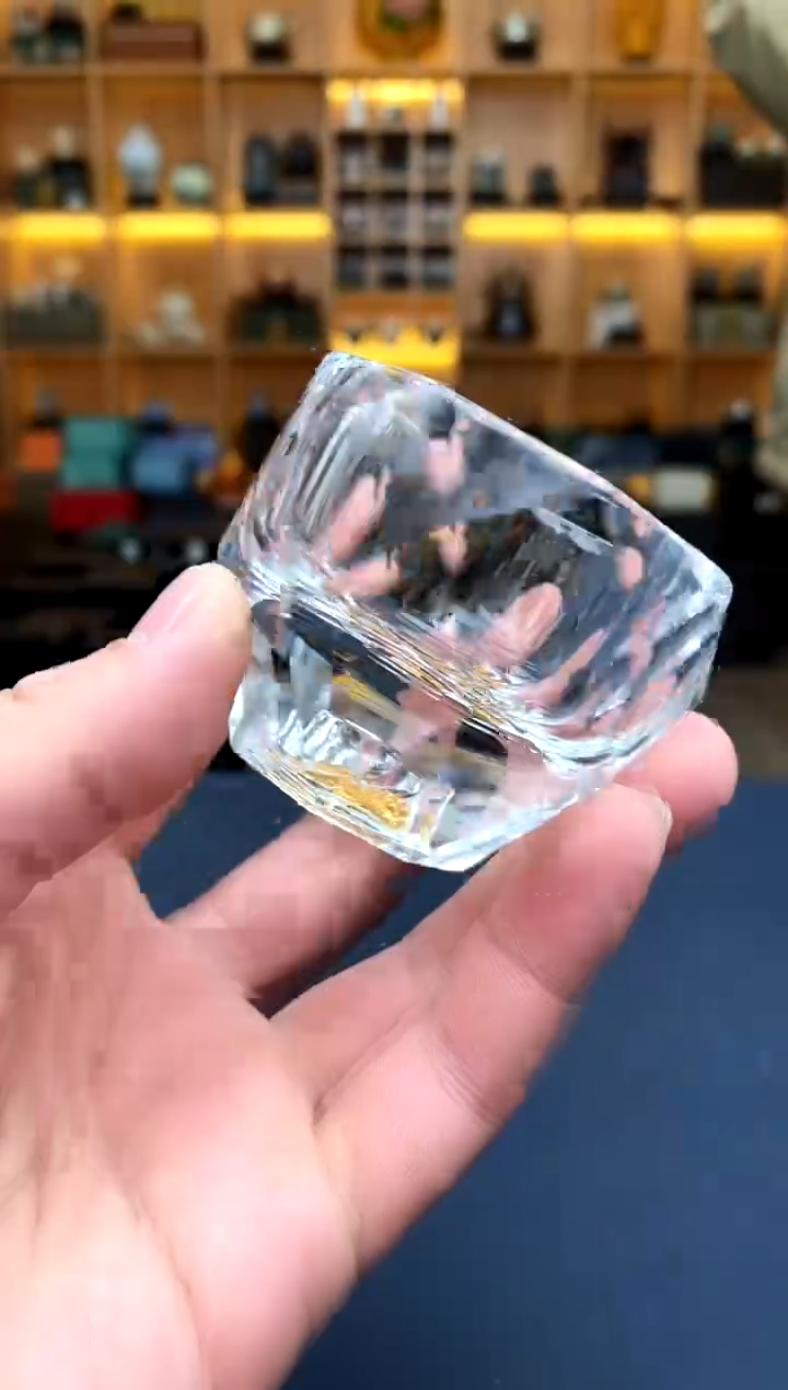 【闪购商品】撤柜高货，价格随便开@@C378