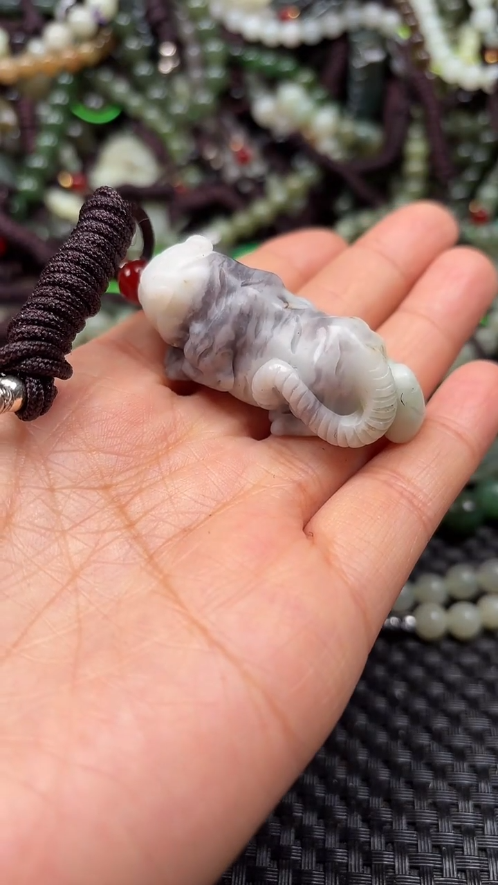 【闪购商品】和田玉颈饰未镶嵌.