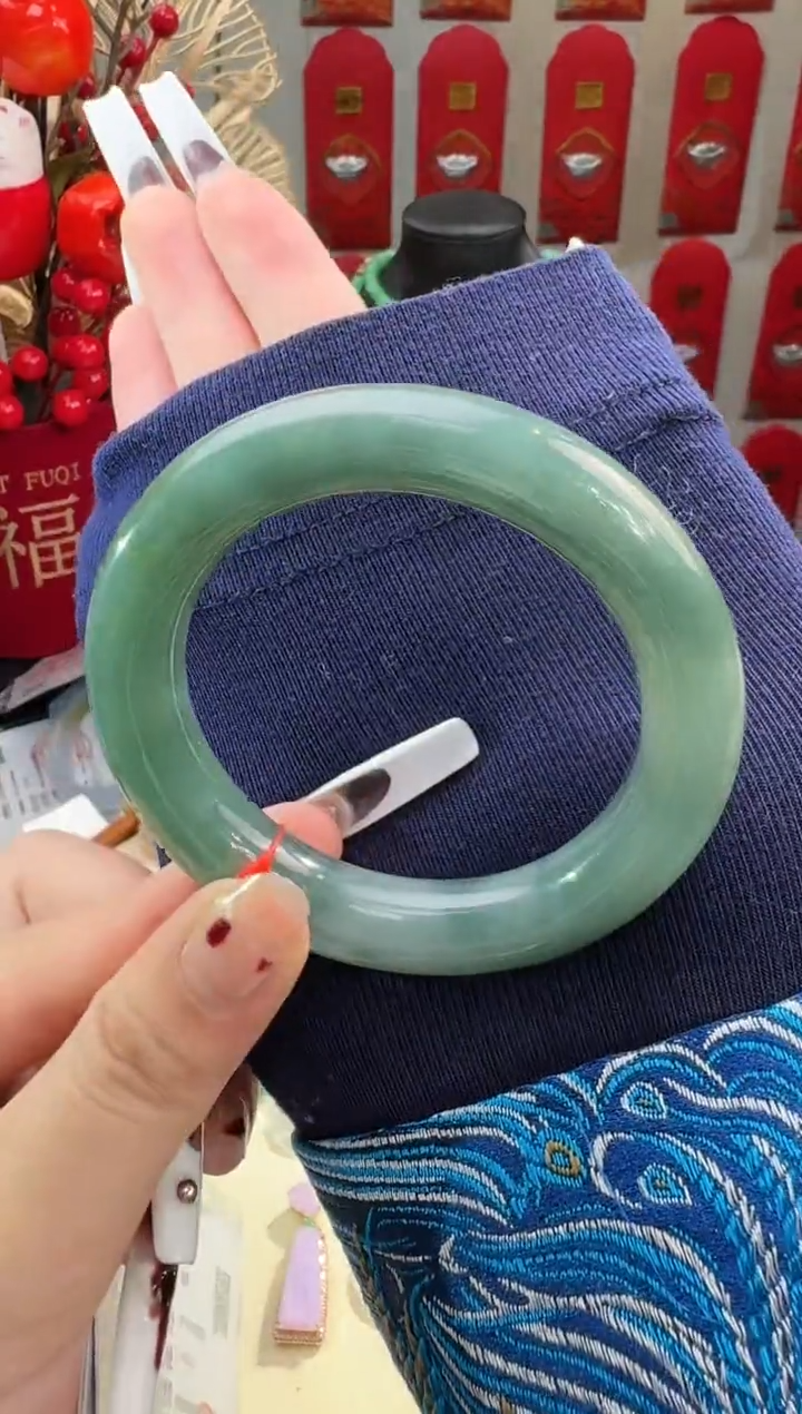 【闪购商品】翡翠手镯未镶嵌手镯