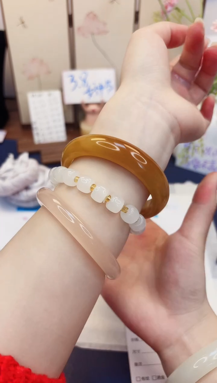 【闪购商品】石英质玉手镯未镶嵌15-财气镯-圈口60