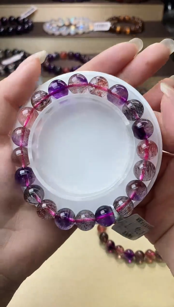 【闪购商品】水晶手链未镶嵌黑加仑超七10m+