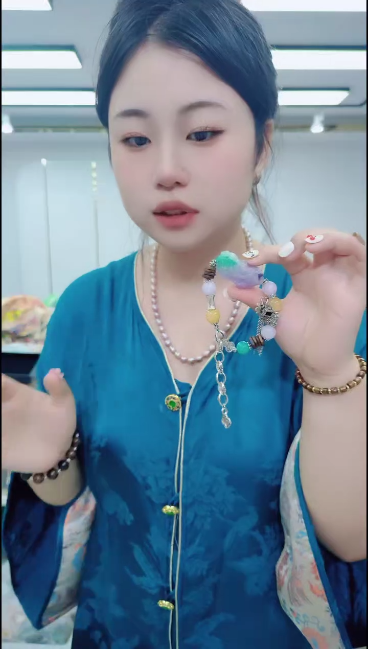 玛瑙/玉髓颈饰合金0459皮休手串