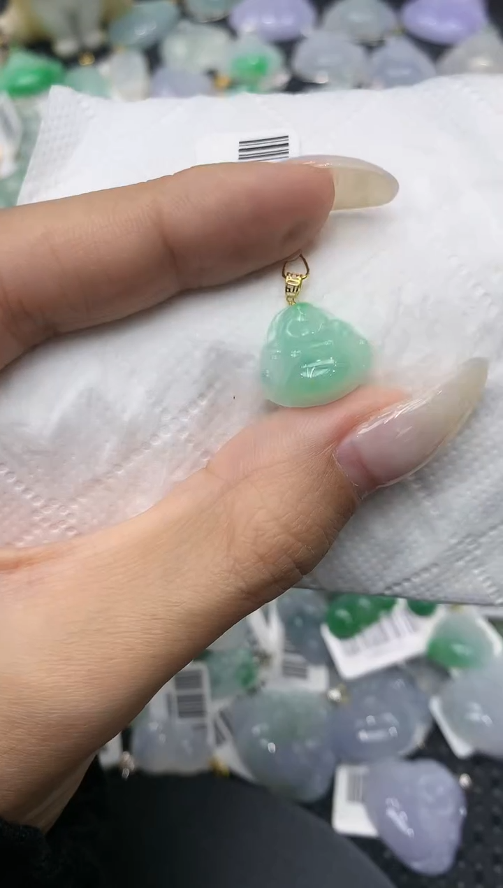 颈饰18K金镶嵌翡翠11111111111