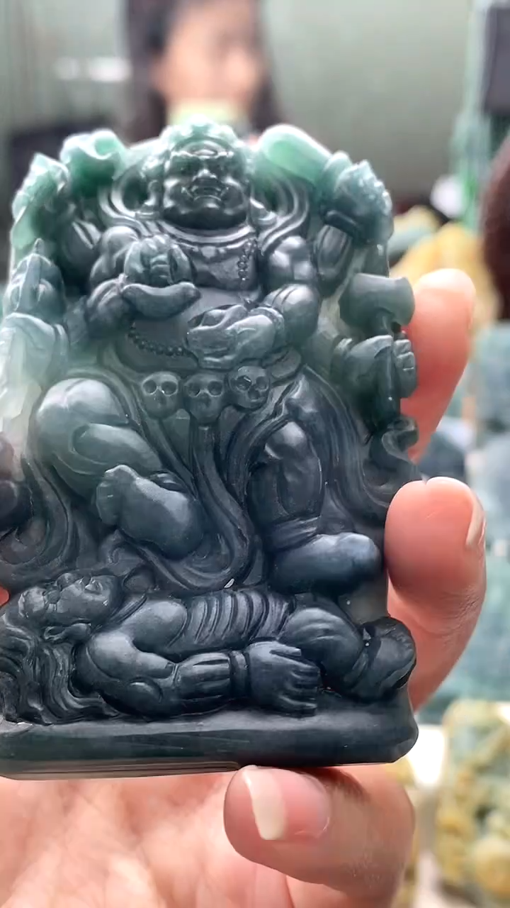 未镶嵌定制翡翠为***斗翡翠毛货不退不换12.5