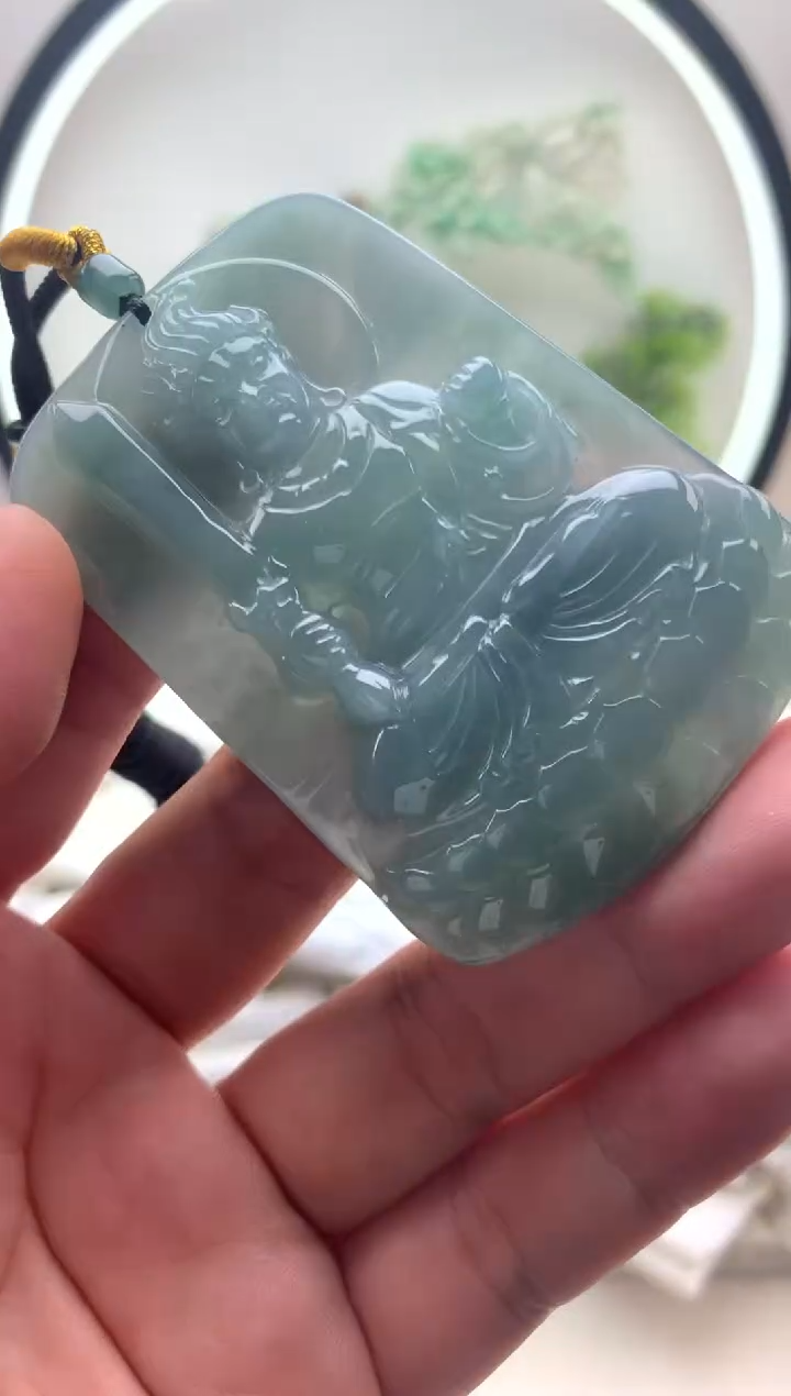 颈饰未镶嵌翡翠不动明王