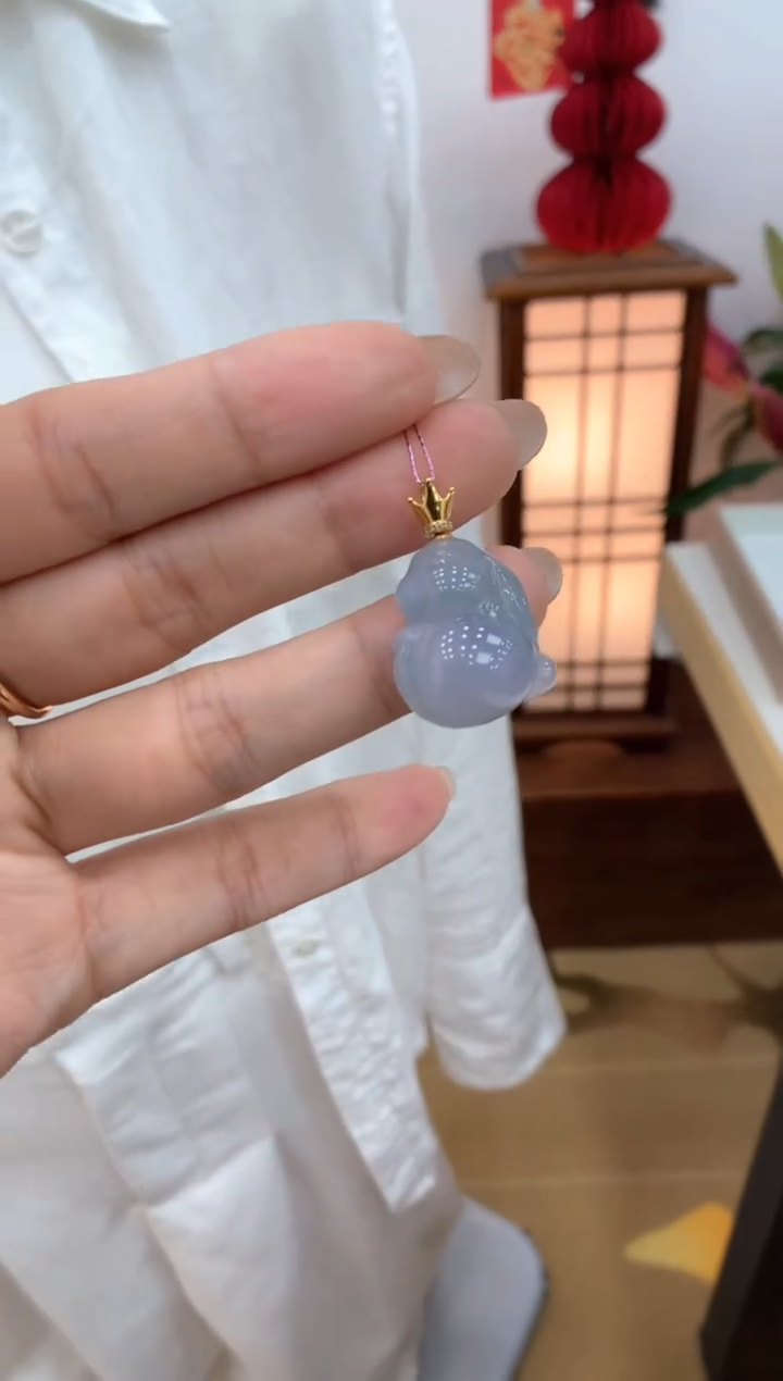 【闪购商品】翡翠颈饰18K金镶嵌兔子吊坠