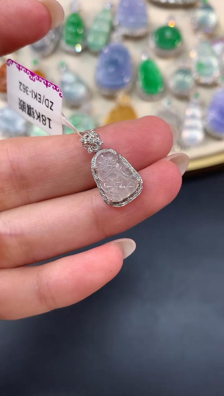 【闪购商品】翡翠吊坠(不含链)18K金镶嵌A85|980