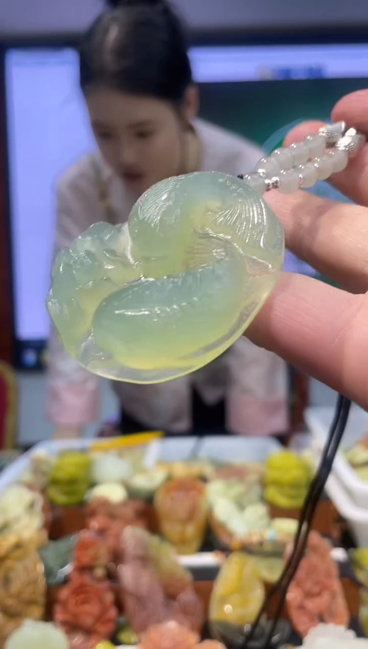 【闪购商品】岫玉吊坠未镶嵌·