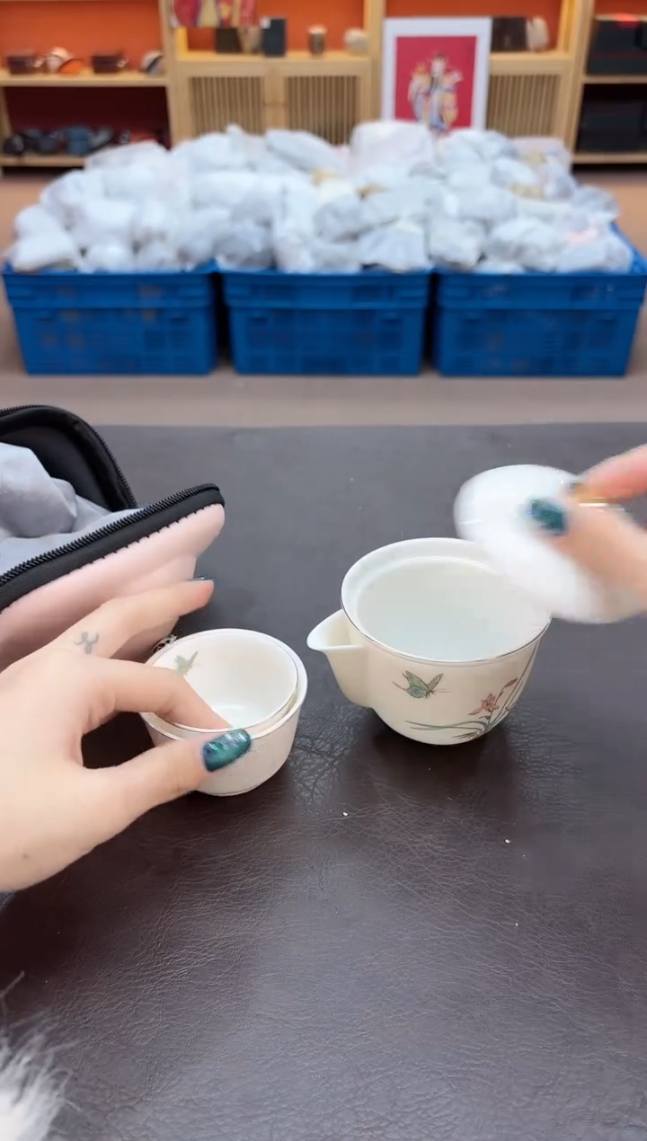 【闪购商品】摆件瓷SC1111111111