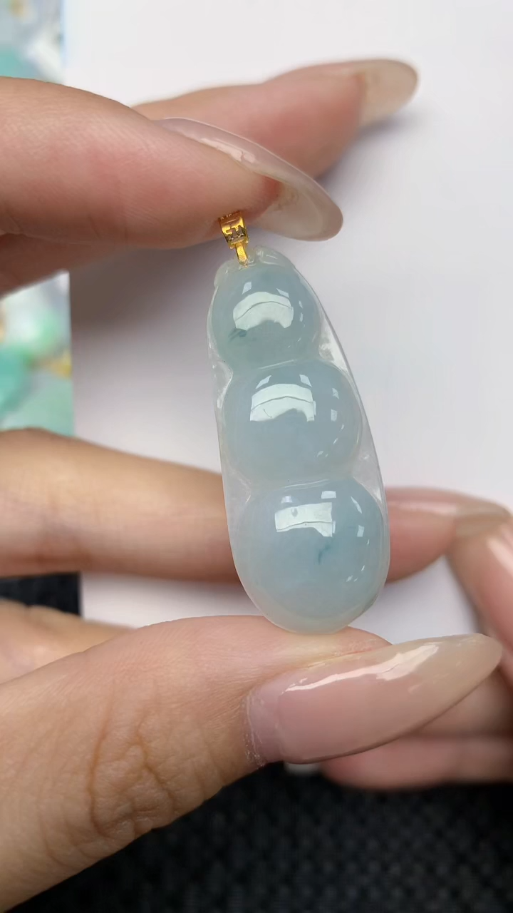 翡翠18K金镶嵌颈饰天然翡翠a货