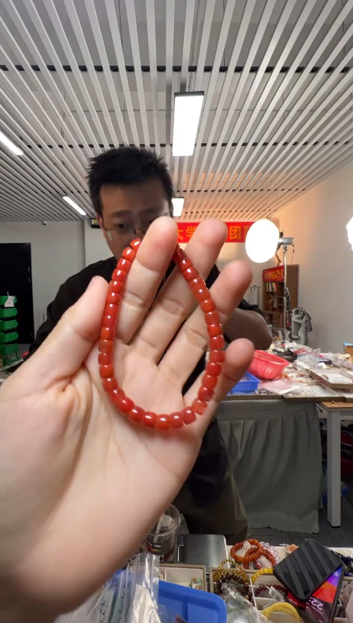 手串未镶嵌南红玛瑙南红玛瑙直切约6-7mm单圈