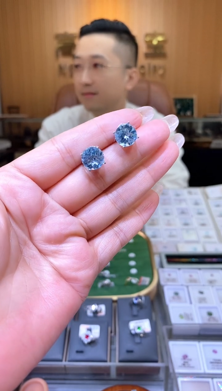 【闪购商品】托帕石耳饰银S925镶嵌天然托帕石耳钉