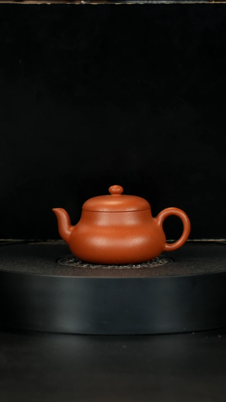 【闪购商品】紫砂茶壶野山红皮龙君德150cc