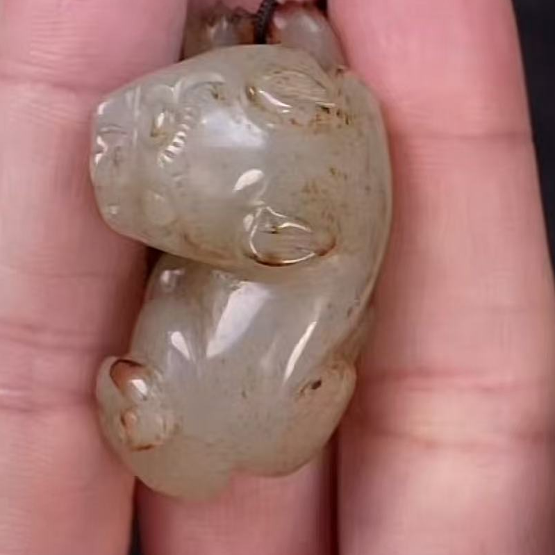 清代和田玉貔貅1