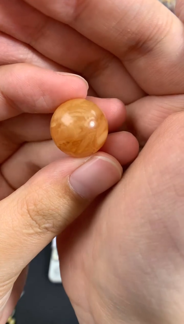 蜜蜡未镶嵌珠宝奇石1