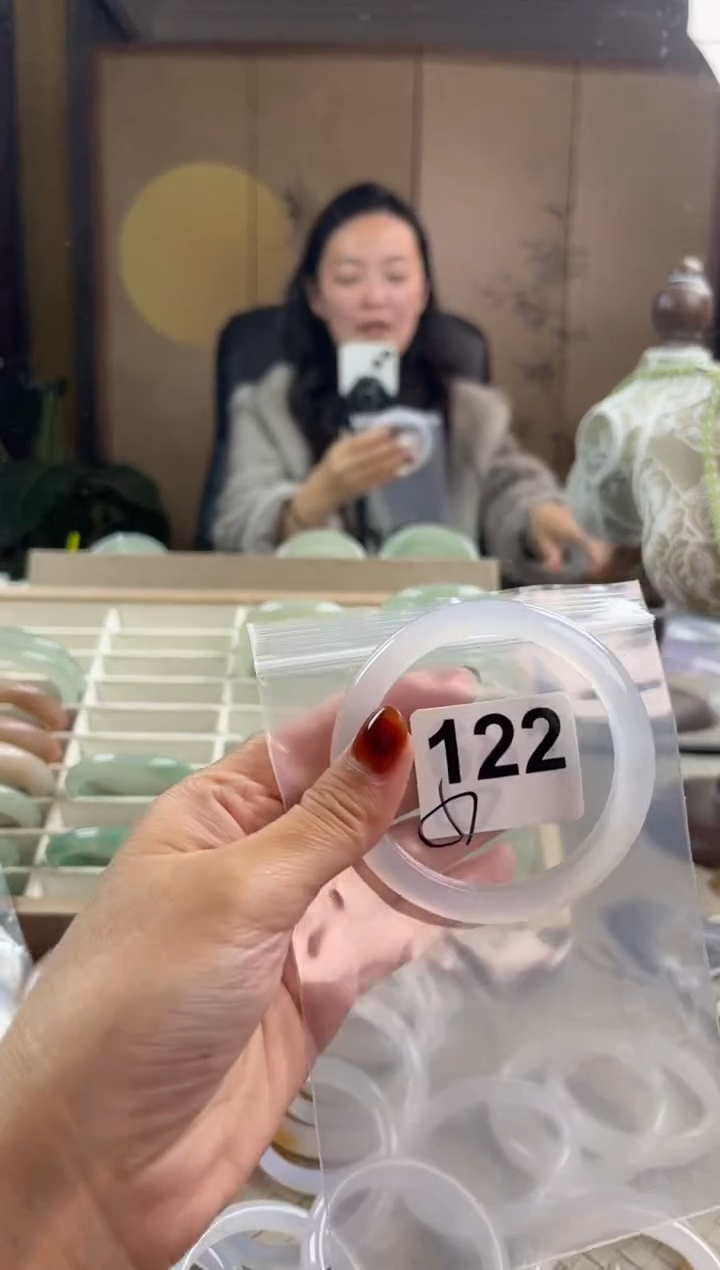 手镯玛瑙/玉髓未镶嵌122