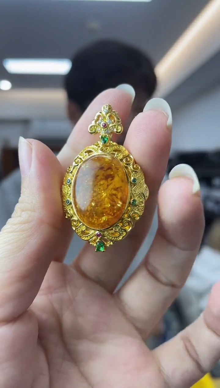 【闪购商品】琥珀（花珀）裸石未镶嵌多样性一件发货