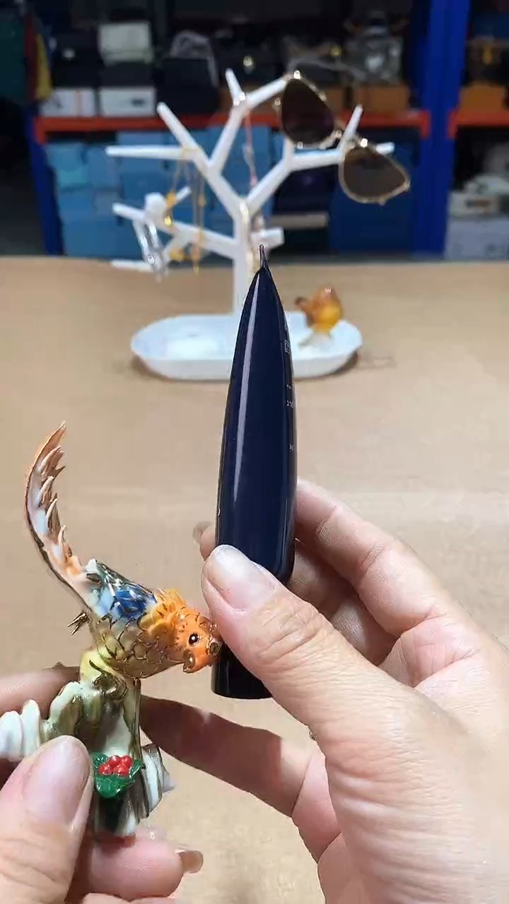 瓷片碗碟好物一件不留@@1