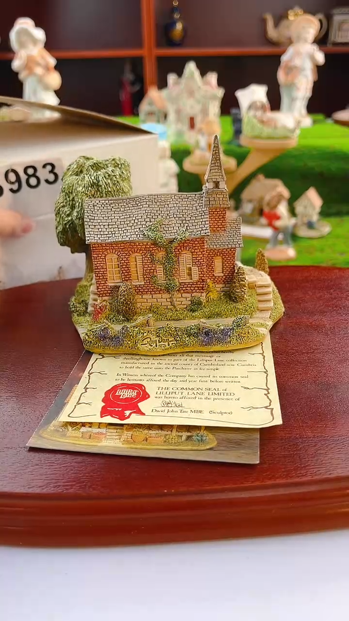 【闪购商品】紫砂茶宠Lilliput中古微缩建筑小房子983