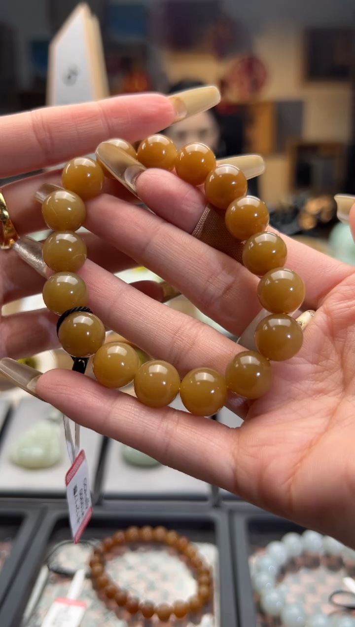 【闪购商品】和田玉手串未镶嵌若羌料若羌糖卡12手串