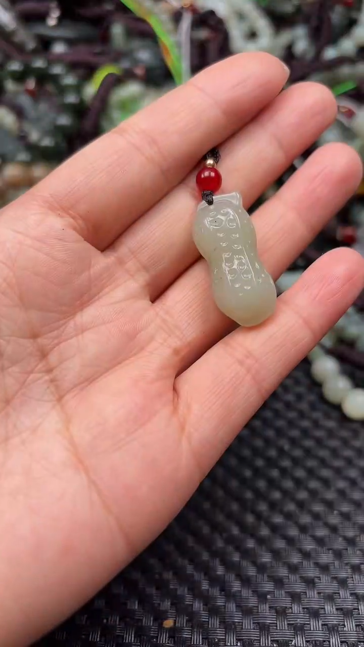 【闪购商品】和田玉颈饰未镶嵌.