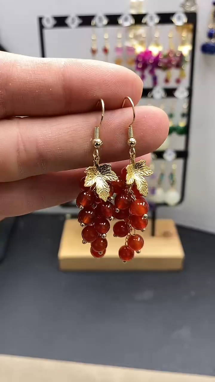 【闪购商品】南红玛瑙耳饰银S925镀金镶嵌葡萄尺寸6mmV7