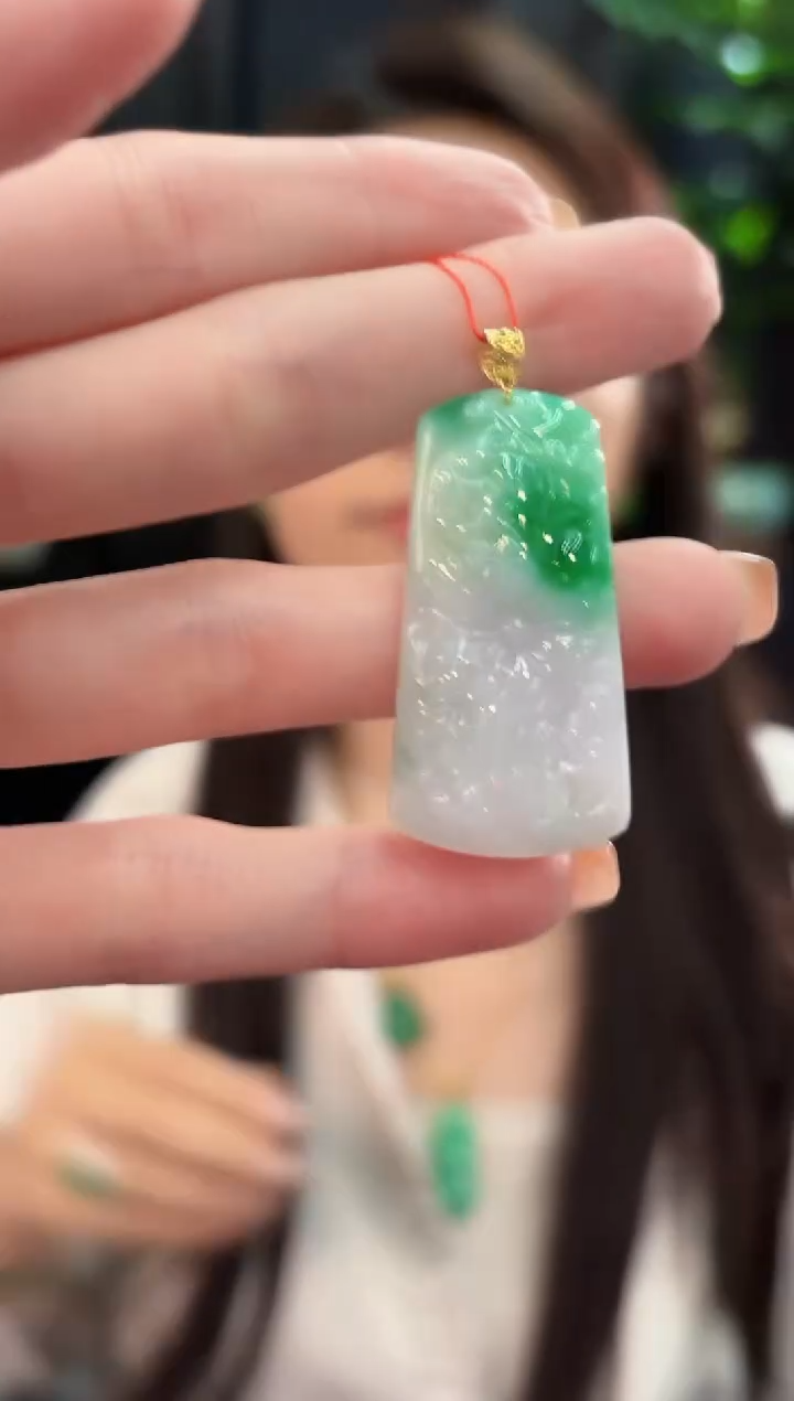 吊坠(不含链)18K金镶嵌翡翠 缅甸A货/支持复检/一件