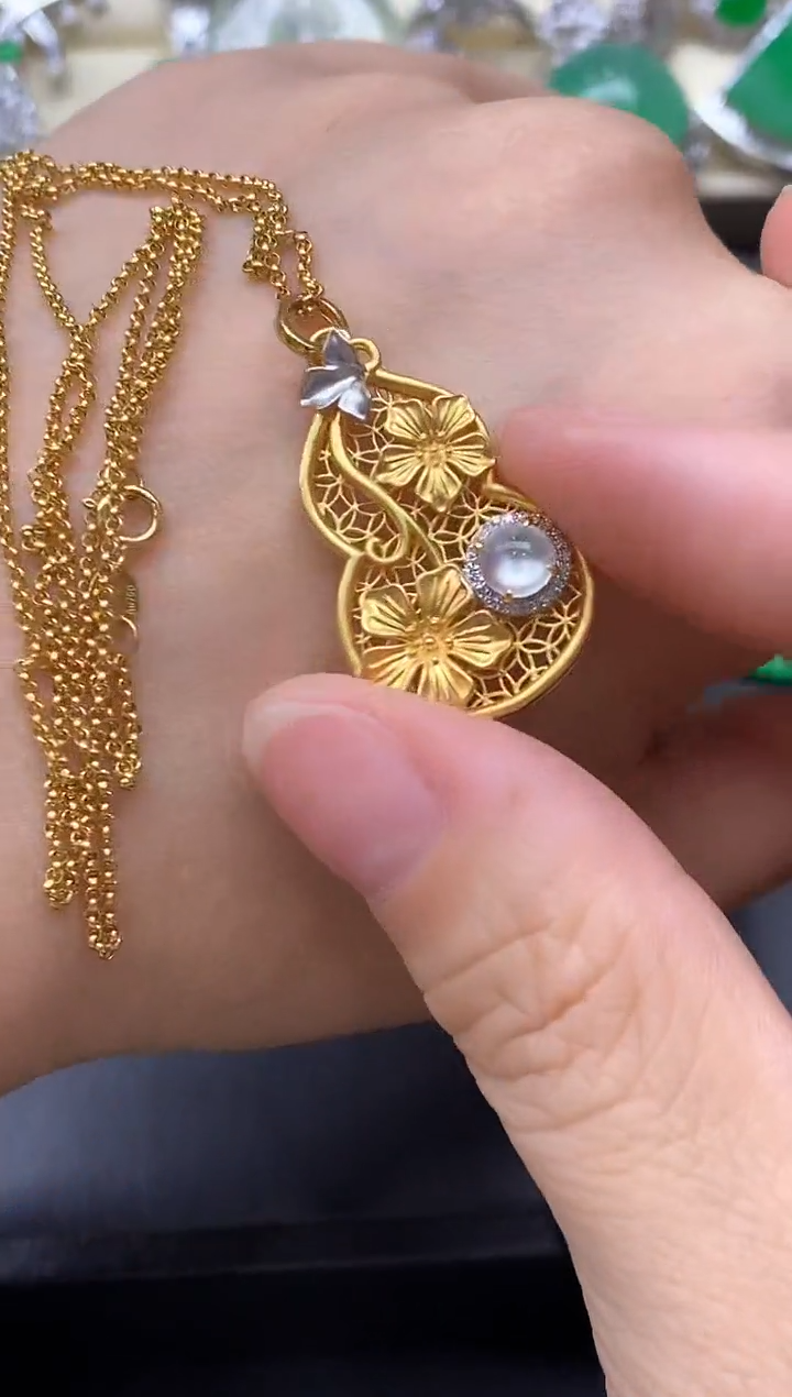 颈饰18K金镶嵌翡翠669-中国好珍宝