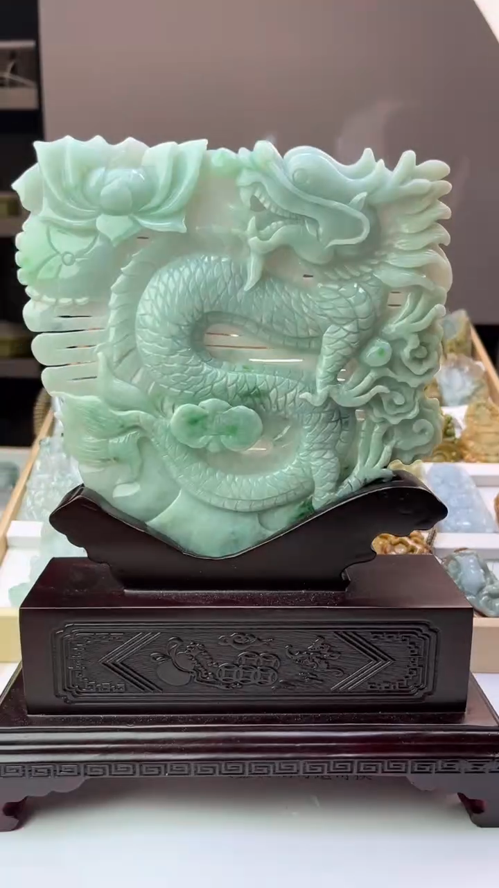 翡翠未镶嵌颈饰黄天然翡翠