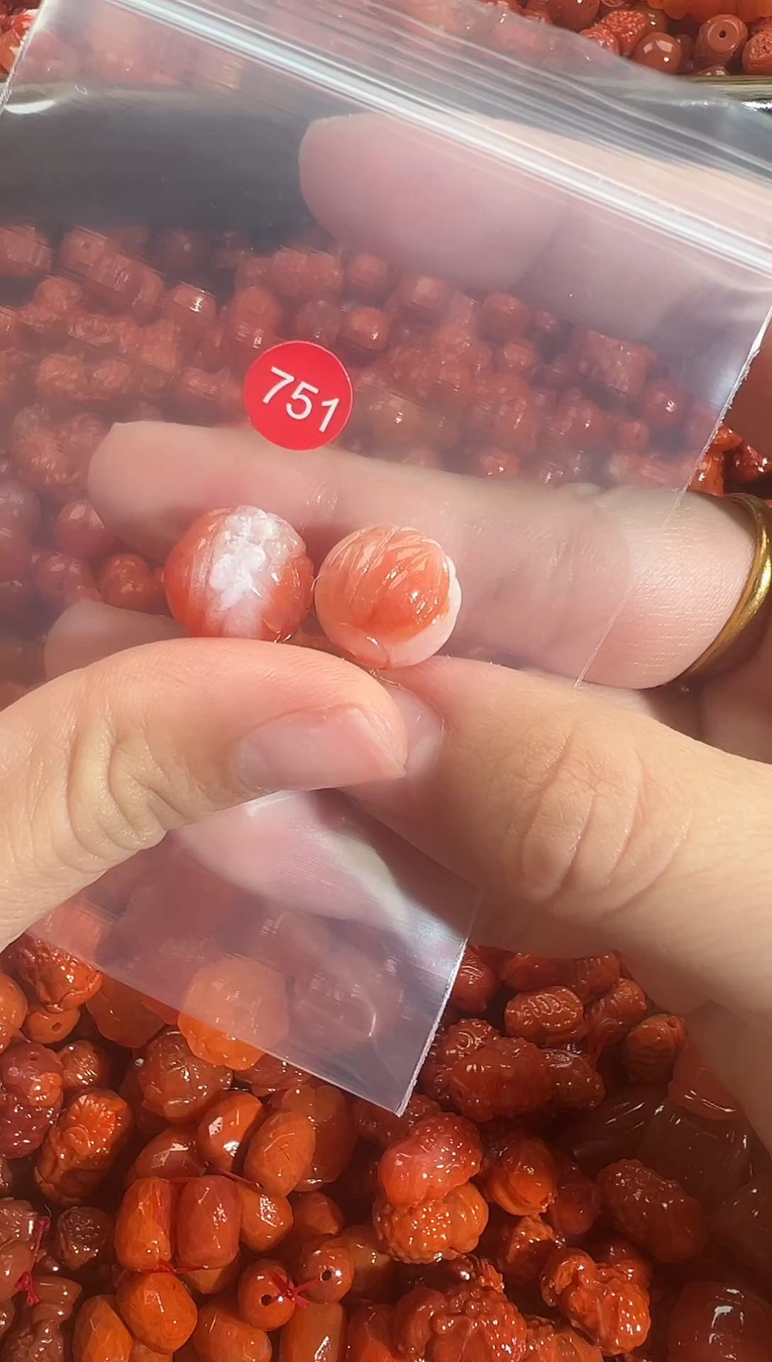 颈饰未镶嵌南红玛瑙1