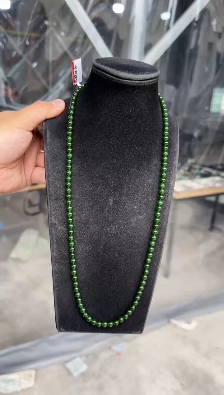【闪购商品】和田玉项链未镶嵌卡6左右菠菜绿多样性发一