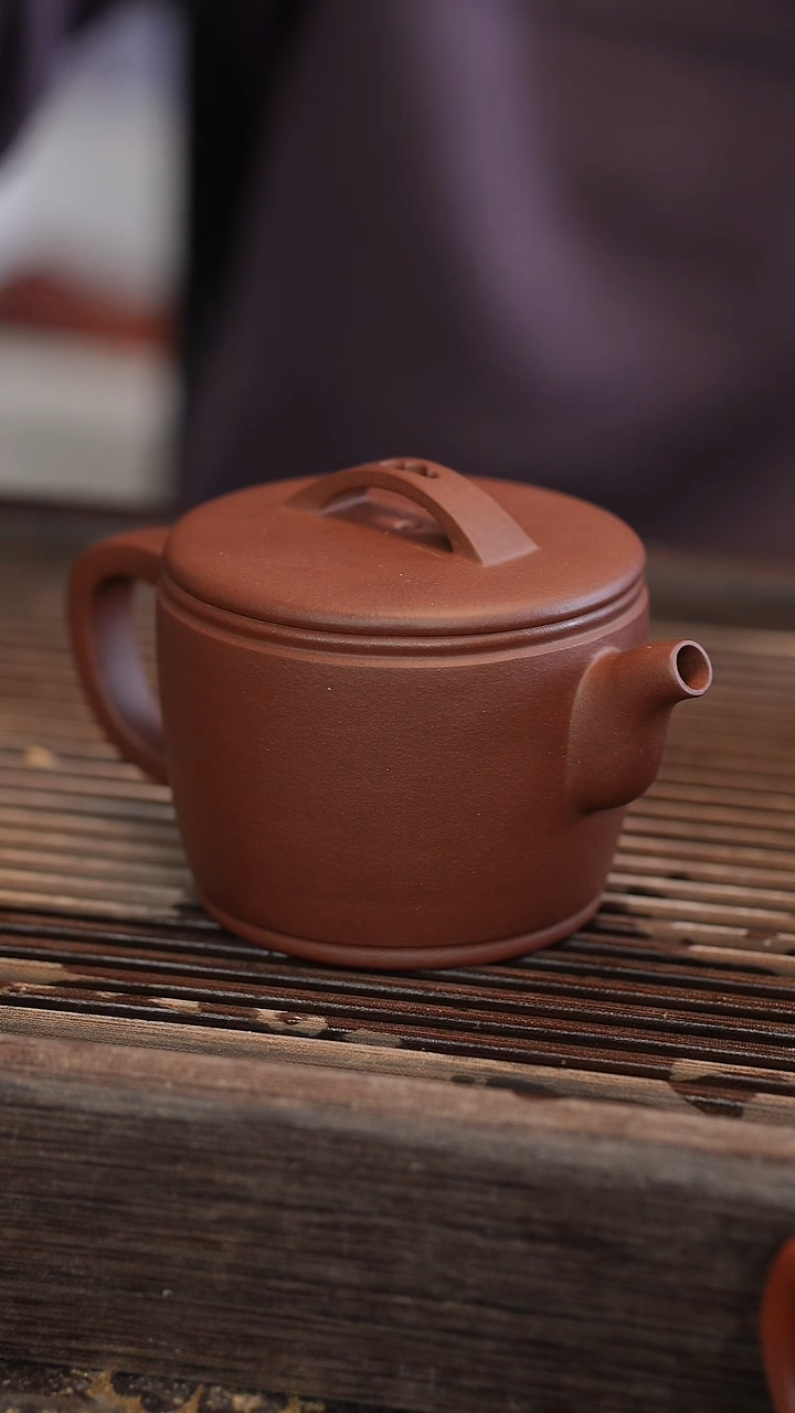 茶壶紫砂汉瓦 半手工 230cc