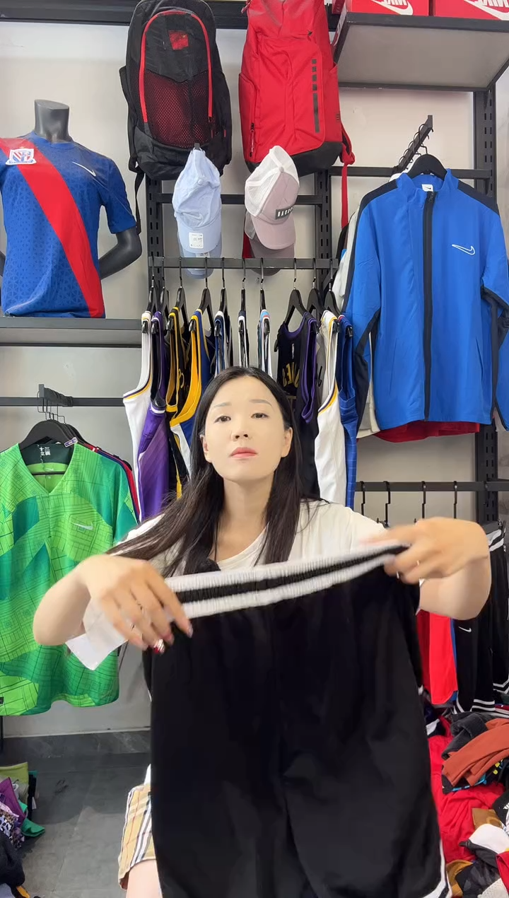 535瑕疵修复以直播间过款为准 L码裤子