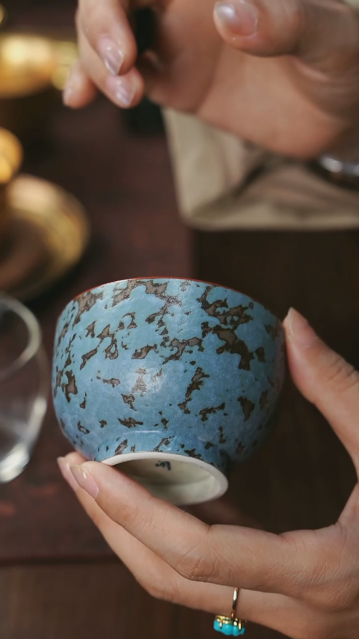 一闲-蝴蝶内绘底口杯