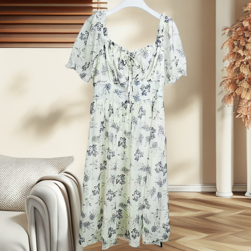 9169绿色温柔风泡泡袖新款收腰显瘦碎花连衣裙