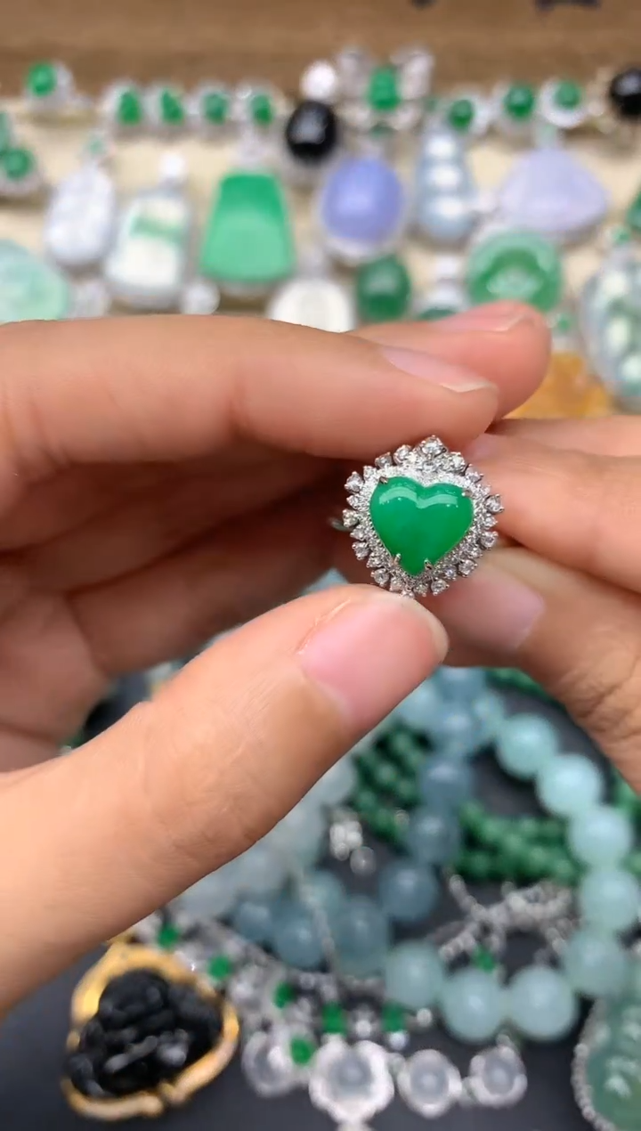 【闪购商品】翡翠戒指18K金镶嵌281-中国好珍宝